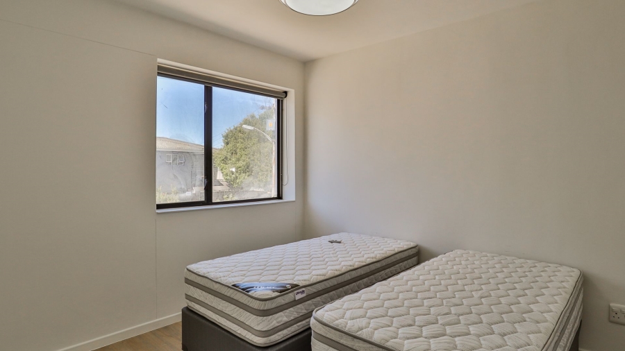 2 Bedroom Property for Sale in Claremont Western Cape